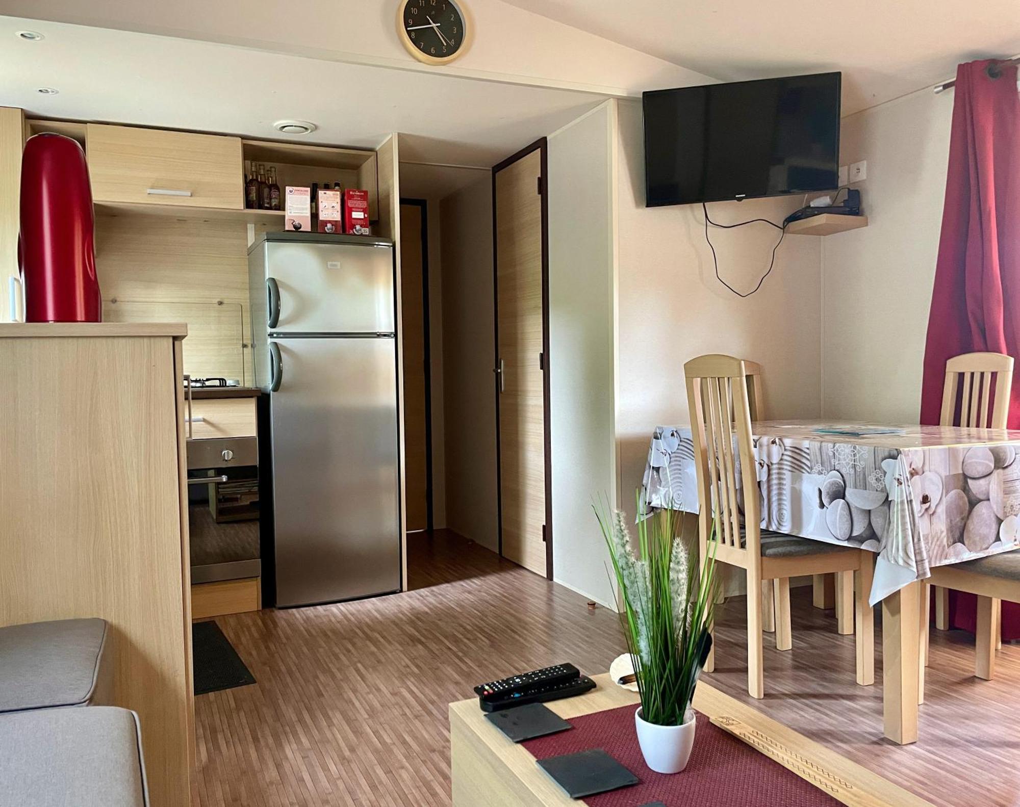 Mobilhome Jf64 40M2 Camping Familial Les Mathes Ngoại thất bức ảnh